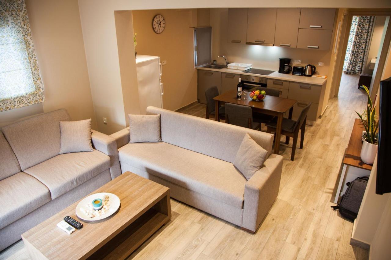 Paporas Apartments 스보로나타 외부 사진