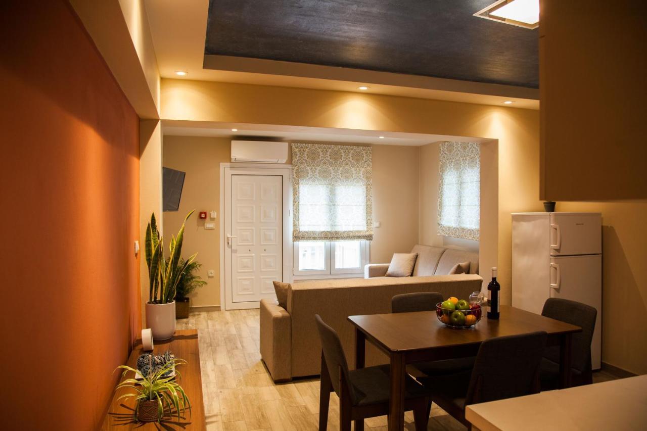 Paporas Apartments 스보로나타 외부 사진