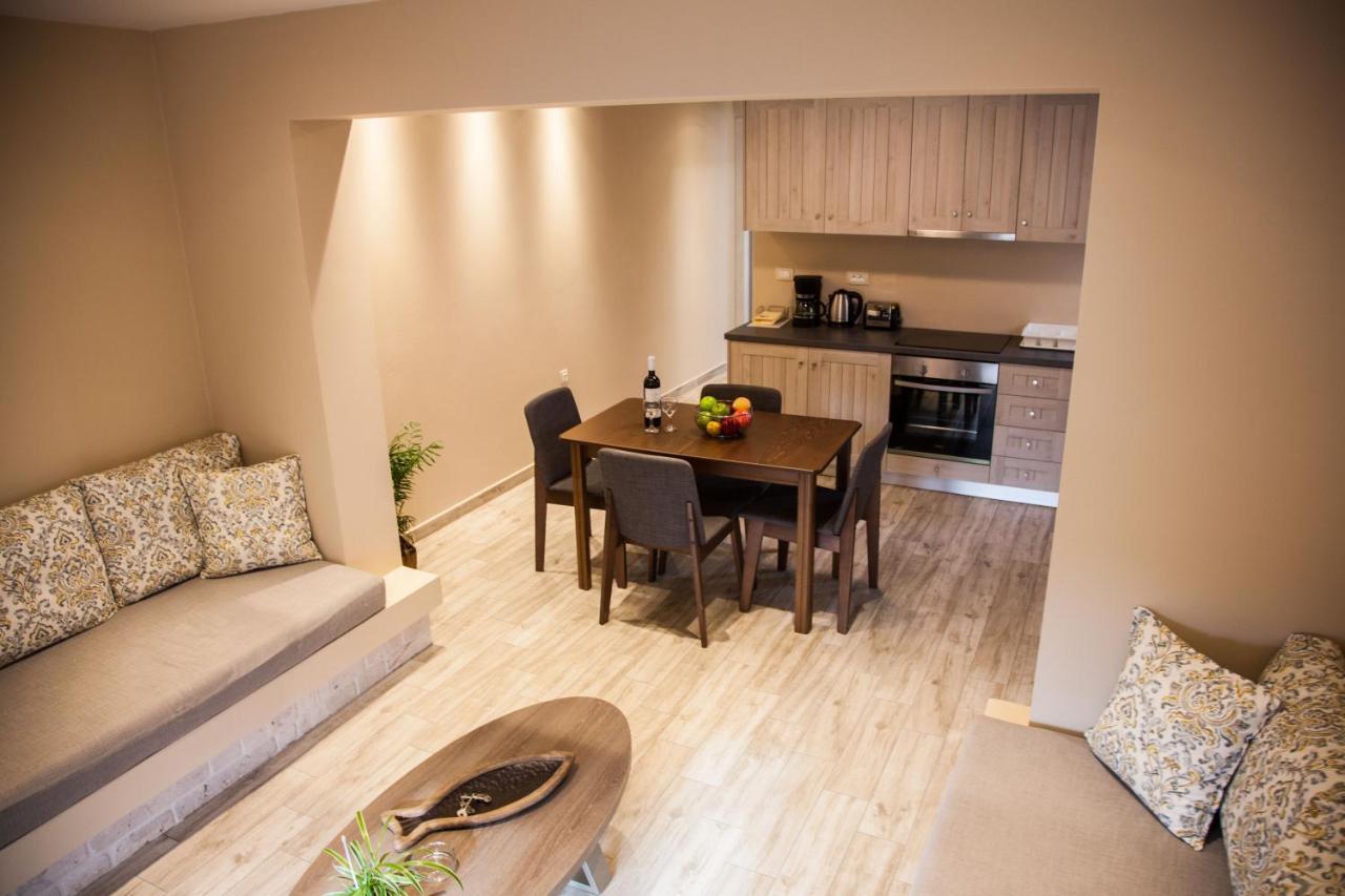 Paporas Apartments 스보로나타 외부 사진
